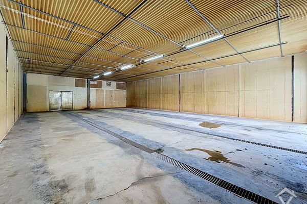 Industrie
                                te huur
                                in Hooglede
