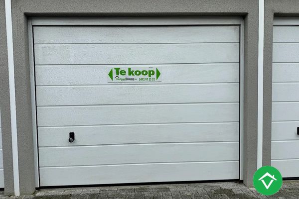 Garage - Parking
                                verkocht
                                in Gistel