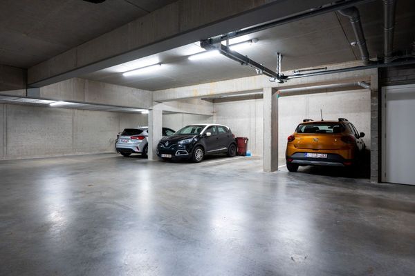 Garage - Parking
                                verkocht
                                in Schoten