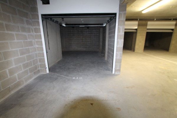 Garage - Parking
                                verkocht
                                in Gistel