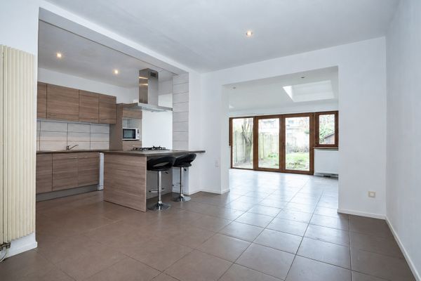 Appartement
                                te koop
                                in Merksem