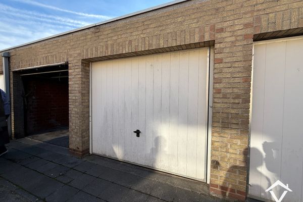 Garage - Parking
                                te huur
                                in Roeselare