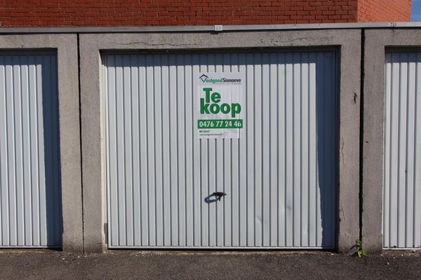 Garage - Parking
                                verkocht
                                in Roeselare