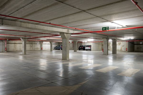 Garage - Parking
                                te koop
                                in Antwerpen