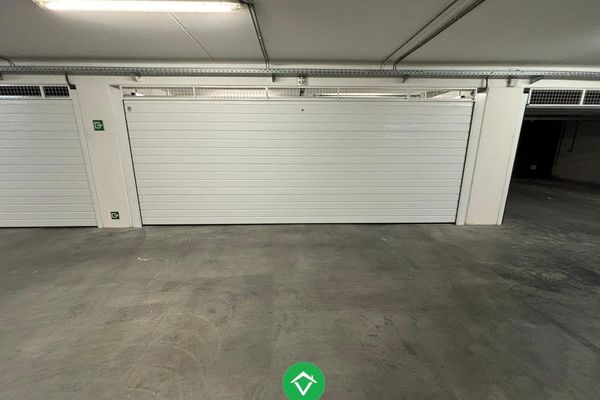 Garage - Parking
                                verkocht
                                in Knokke