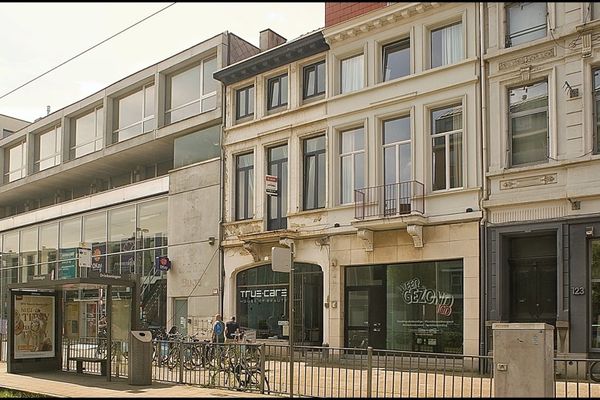 Huis
                            te huur in Berchem