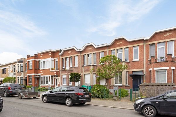 Estate main image