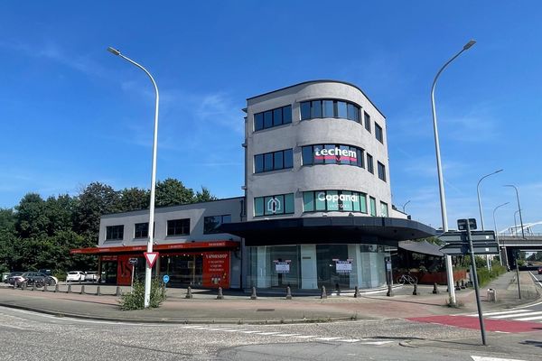 kantoor
                            te huur in Schoten
