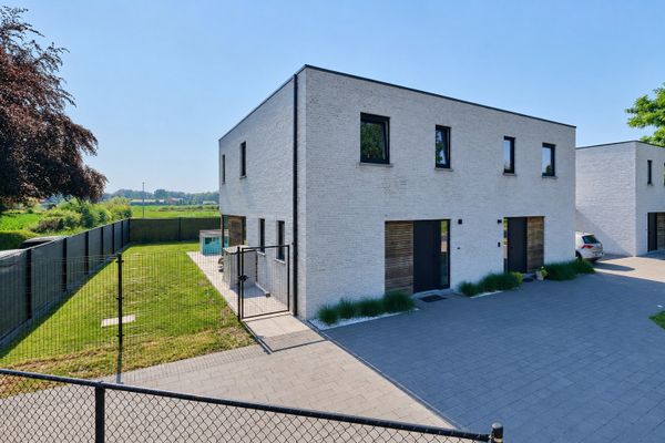 Huis
                            te koop in Achel